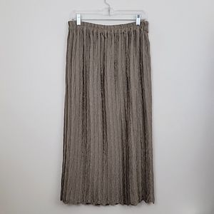 Sisso Made In France Moss Green Textured Midi Skirt L